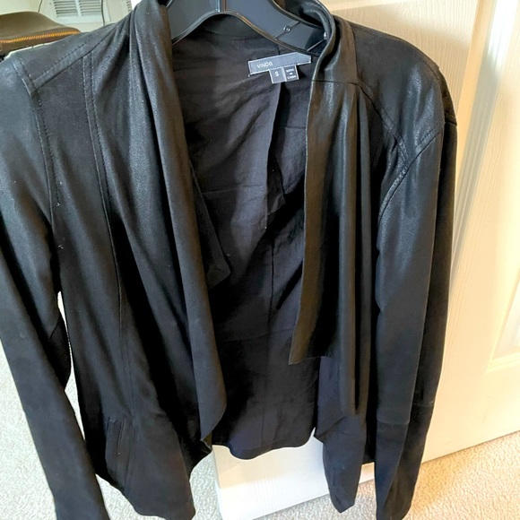 Vince paper leather jacket. Genuine leather size small - Picture 1 of 2